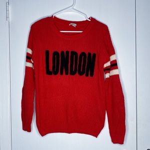 3/$20 - Forever 21 London Sweater